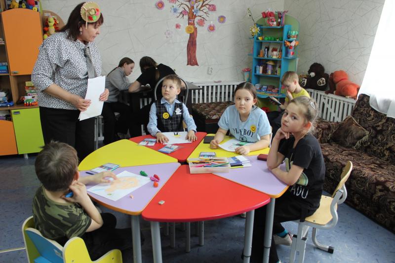 ПРИМИ ТОГО, КТО РЯДОМ