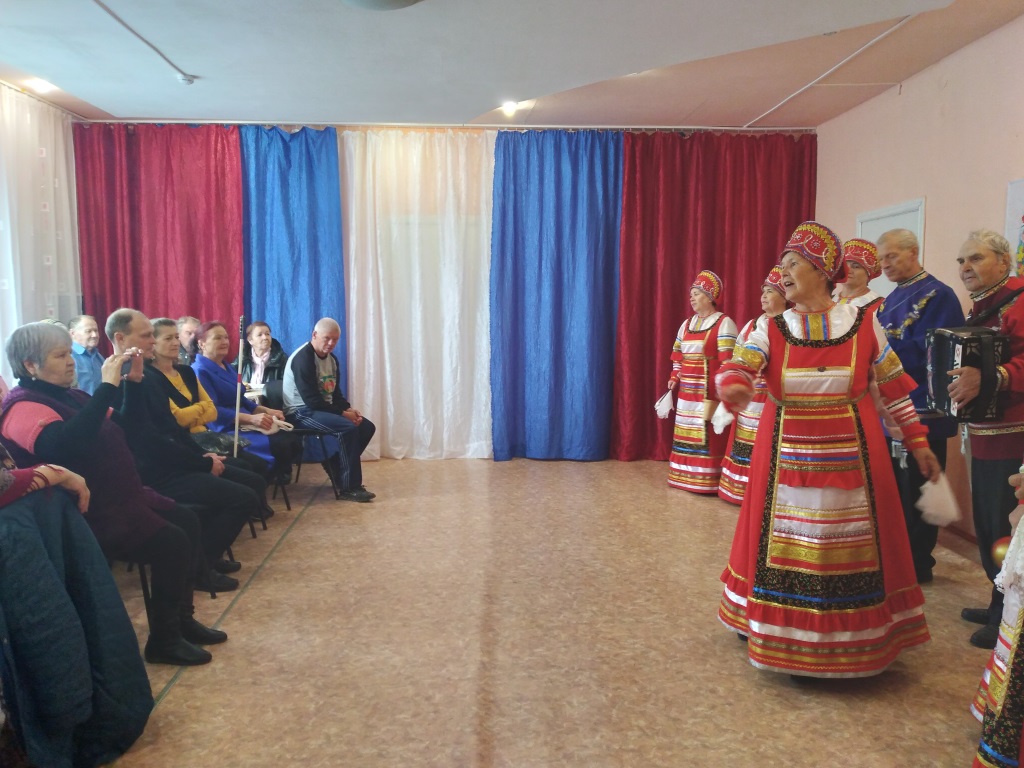 А В СЕРДЦЕ МОЛОДОСТЬ ПОЁТ