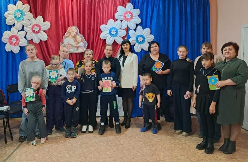 ДЕНЬ МАТЕРИ