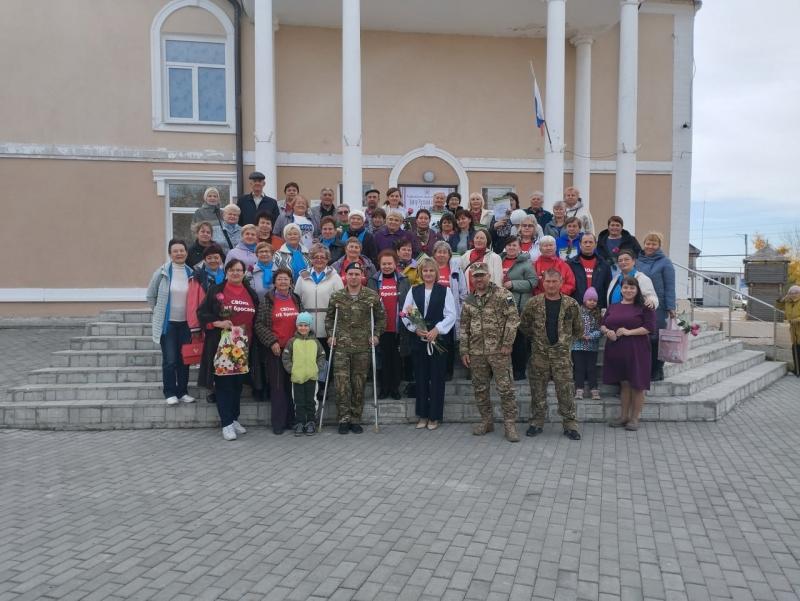 ДОБРЫЕ РУКИ ВОЛОНТЕРОВ СПАСУТ МИР!