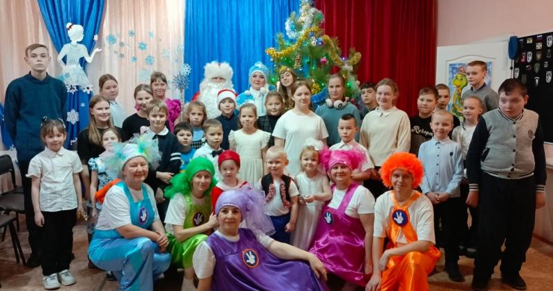 ВЕСЕЛО-ВЕСЕЛО ВСТРЕТИМ НОВЫЙ ГОД