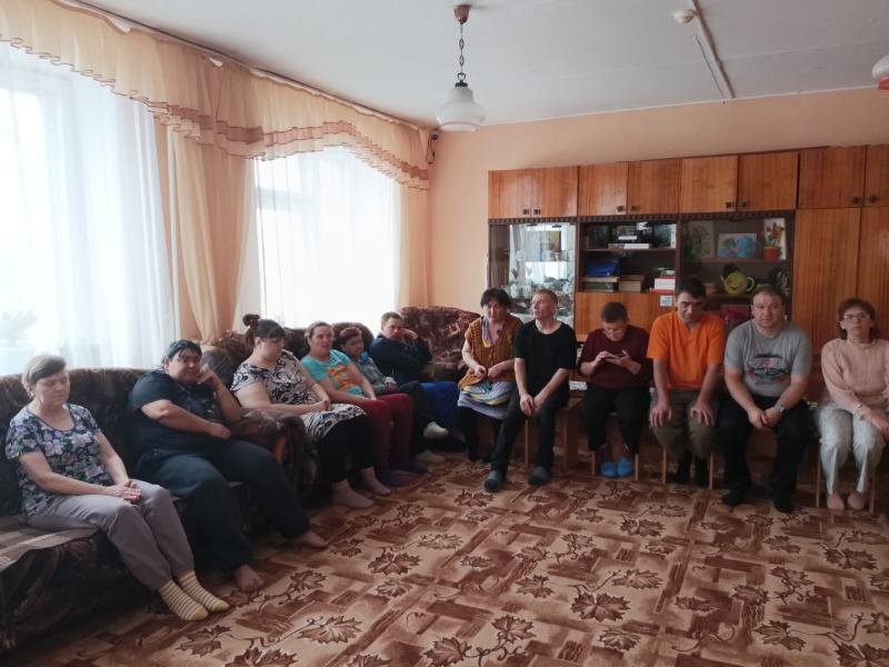 КТО ОПРЯТЕН – ТОТ ЛЮДЯМ ПРИЯТЕН