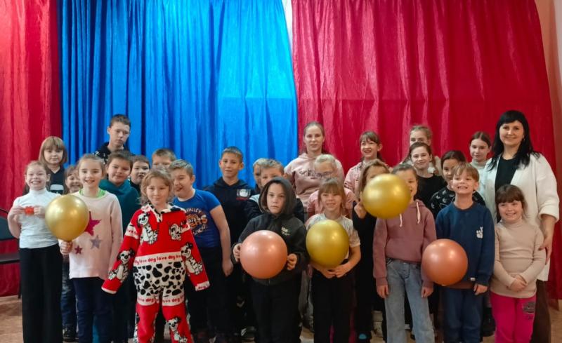 ЧАС ВЕСЁЛЫХ ЗАТЕЙ