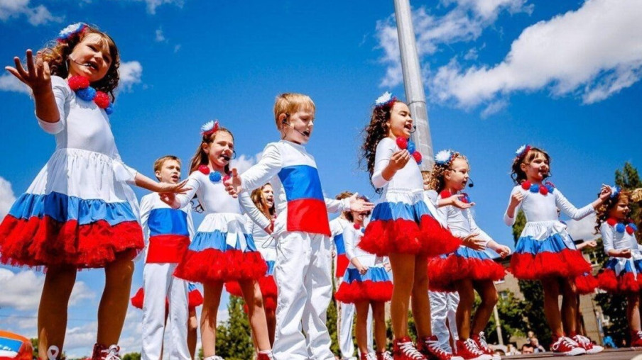 ВСЕРОССИЙСКИЙ ОБЗОР «ДЕТИ РОССИИ – СИЛА ГОСУДАРСТВА» ВСЕРОССИЙСКИЙ ОБЗОР «ДЕТИ РОССИИ – СИЛА ГОСУДАРСТВА»