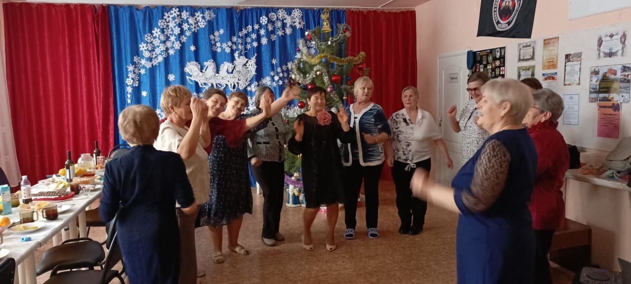 ВОЛШЕБНЫЙ ОГОНЁК ПРАЗДНИКА