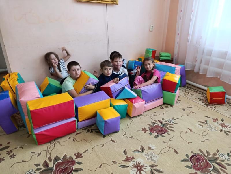 В АТМОСФЕРЕ ТВОРЧЕСТВА И ДВИЖЕНИЯ