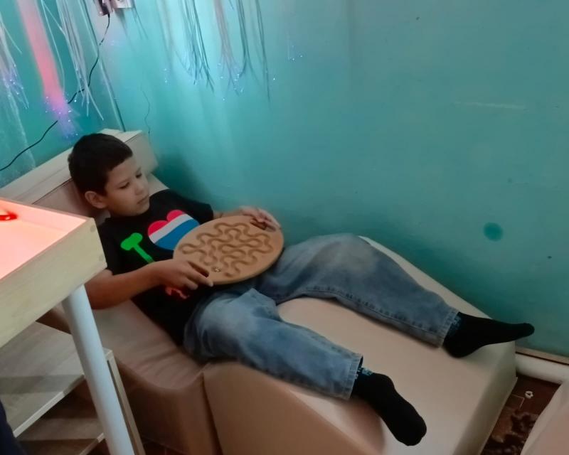 ПОСИДИМ В ТИШИНЕ