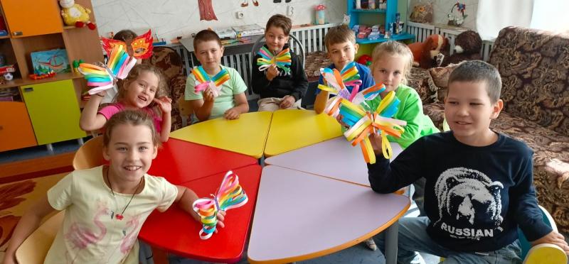 ЯРКАЯ ОБЪЁМНАЯ БАБОЧКА