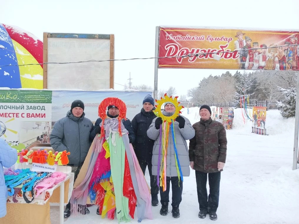 МАСЛЕНИЧНЫЕ ПОТЕХИ