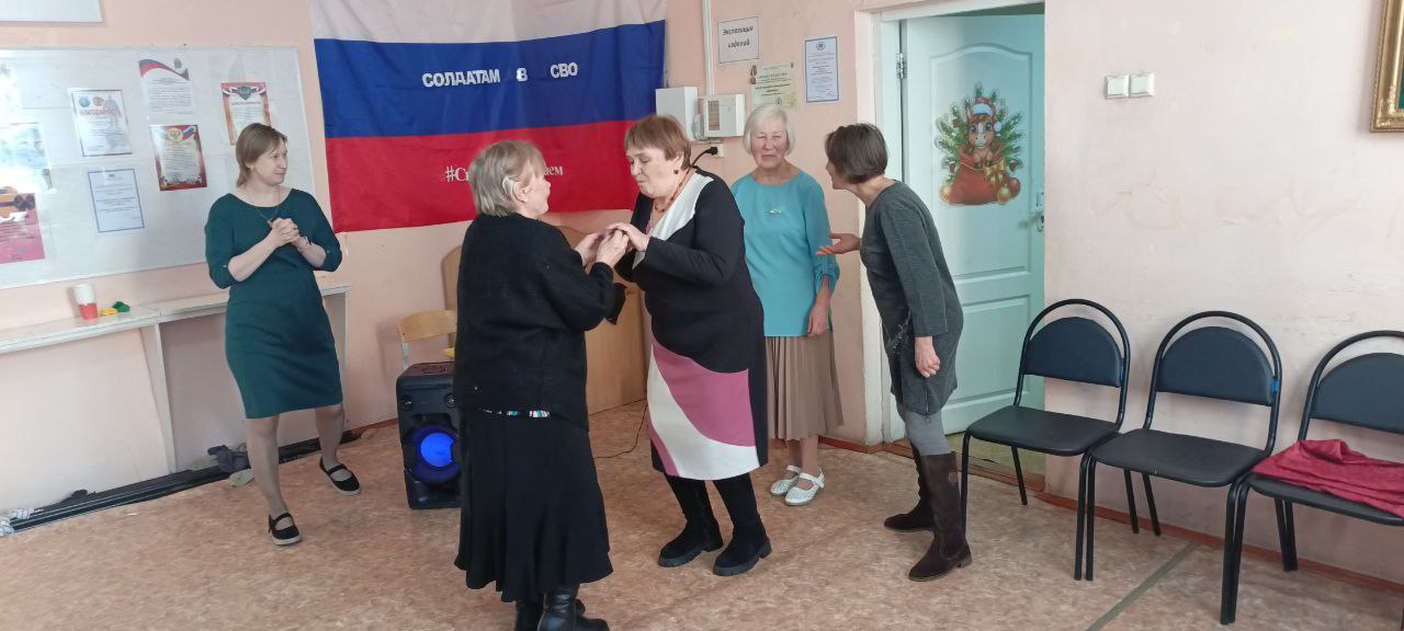 ВЕСЕЛО И ДРУЖНО ВСТРЕТИМ НОВЫЙ ГОД