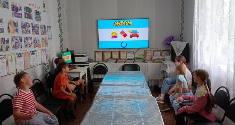 НА МУЗЫКАЛЬНОЙ ВОЛНЕ