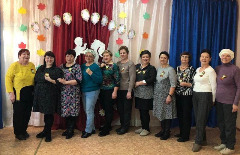 МАСТЕР-КЛАСС «БРОШЬ ДЛЯ СЕРЕБРЯНЫХ ВОЛОНТЕРОВ»