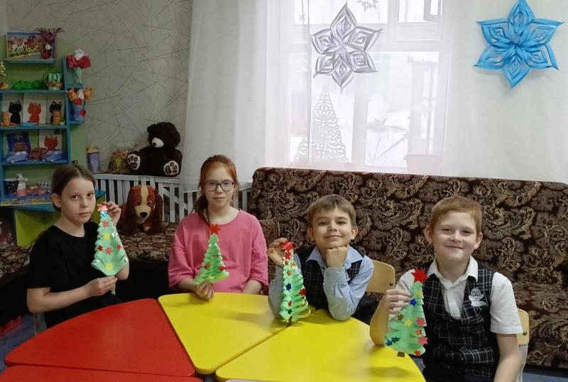 НОВОГОДНЯЯ ЁЛОЧКА