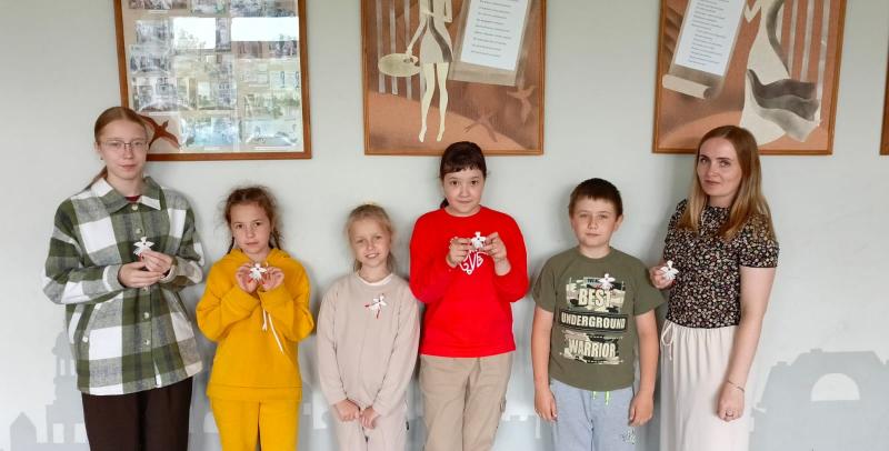 МАСТЕР-КЛАСС «БРОШЬ ИЗ ПРЯЖИ»