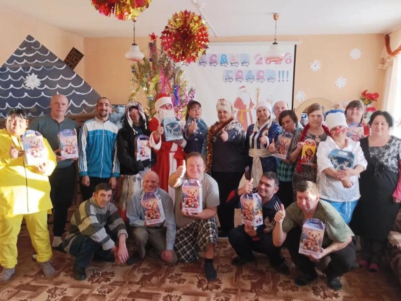 НОВОГОДНИЙ СЕРПАНТИН