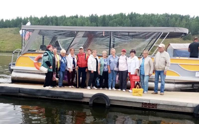 НА ИСЕТСКОЙ ВОЛНЕ