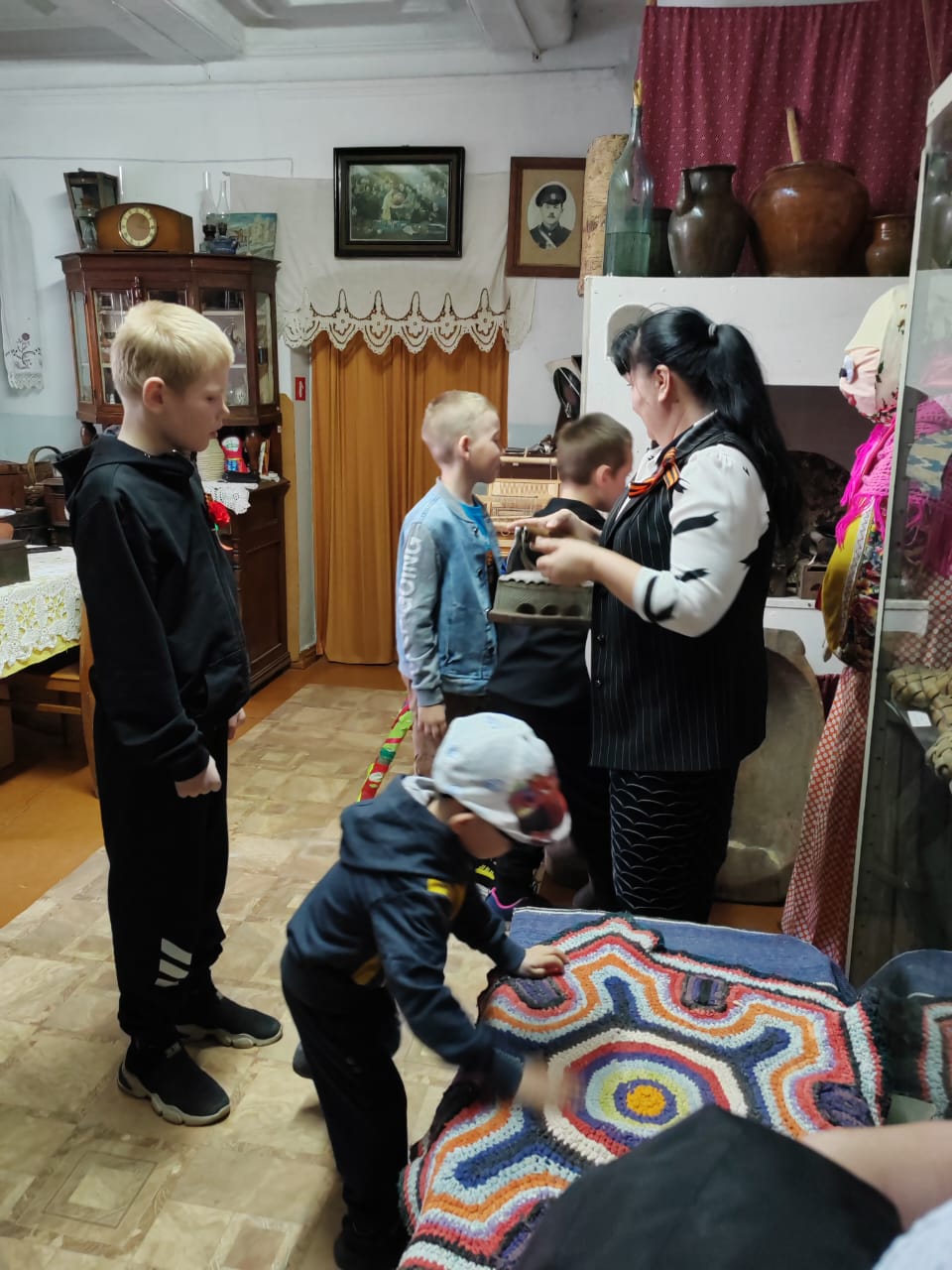 ВАШ ПОДВИГ ЖИВ, НЕПОВТОРИМ И ВЕЧЕН!