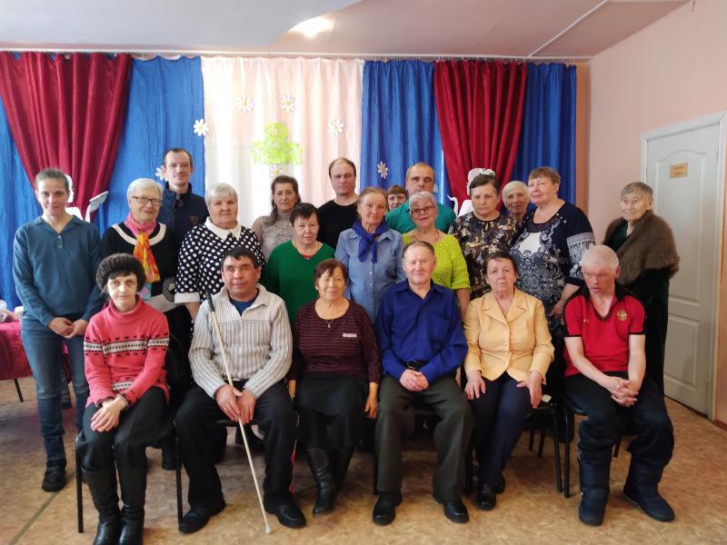 ЗА МИЛЫХ ДАМ!