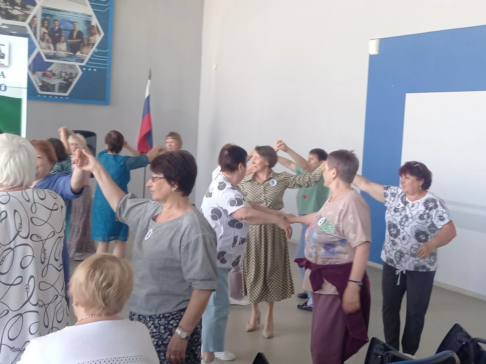ЗНАЙ НАШИХ