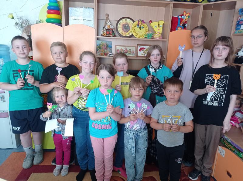 ДЕНЬ НЕ ПРОХОДИТ БЕЗ ФАНТАЗИЙ