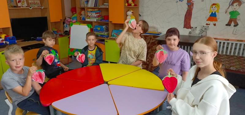 МАСТЕР-КЛАСС «СЛАДКАЯ КЛУБНИКА»