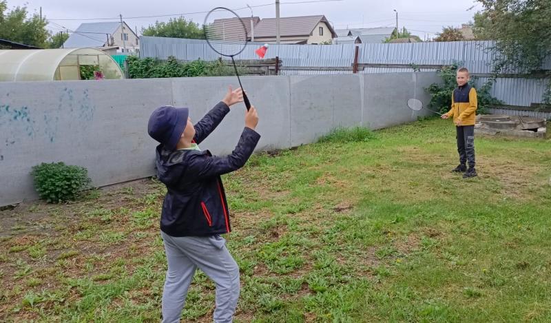 ВЕСЕЛЫЙ ВАЛАНЧИК