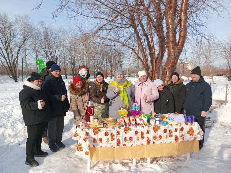 МАСЛЕНИЧНЫЕ ПОТЕХИ 