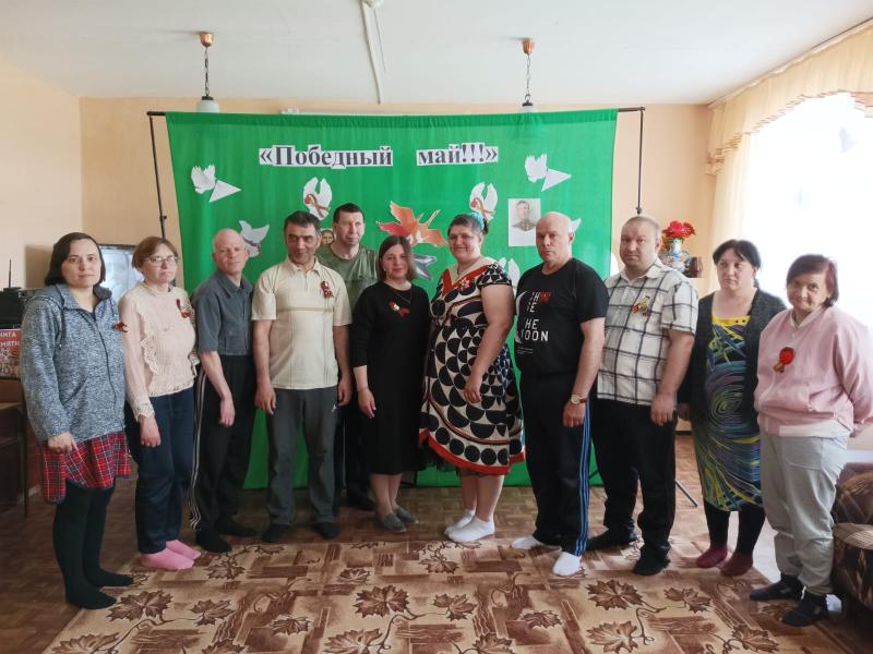 В СТИХАХ ЦВЕЛА ВЕСНА ПОБЕДЫ! 