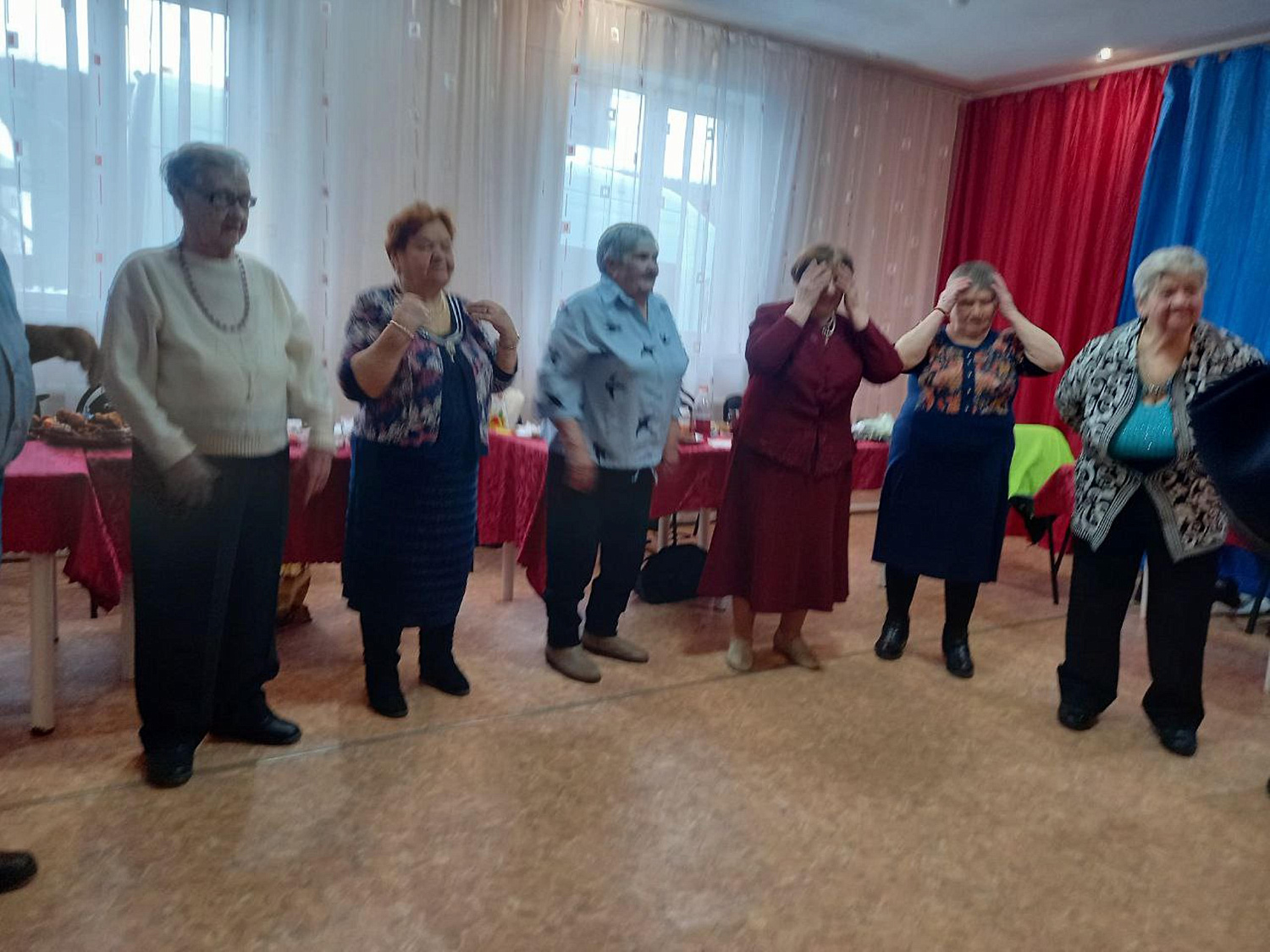ДУШОЙ И СЕРДЦЕМ МОЛОДЫЕ