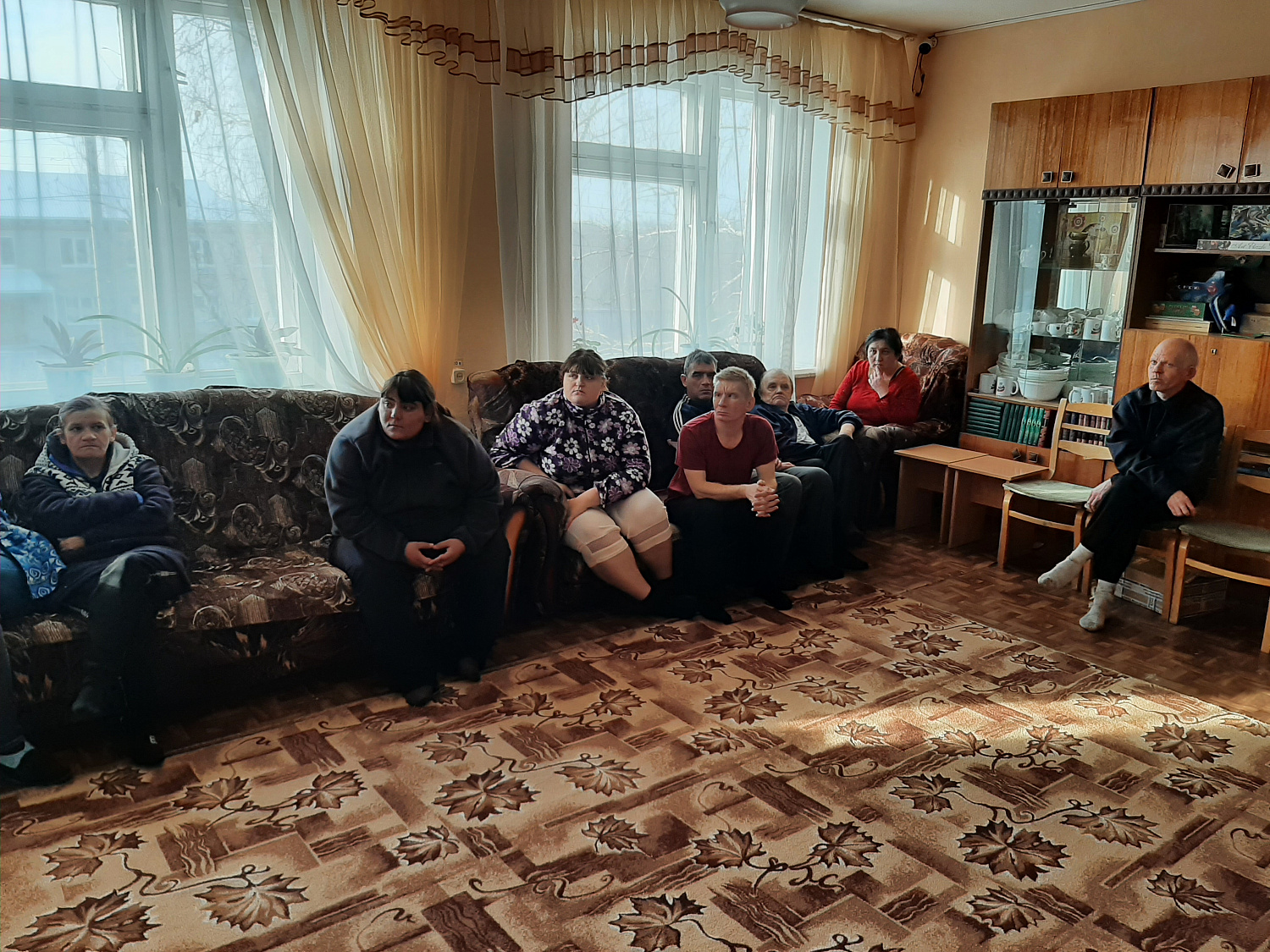 МАЛЕНЬКАЯ ЖЕНЩИНА С БОЛЬШИМ ТАЛАНТОМ