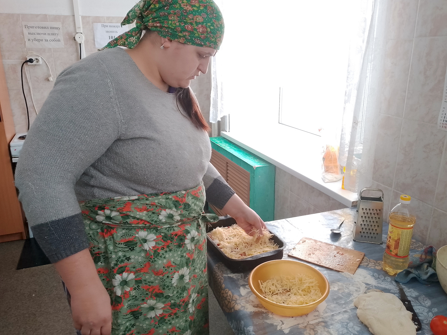ГОТОВИМ ПИЦЦУ: ШАГ ЗА ШАГОМ