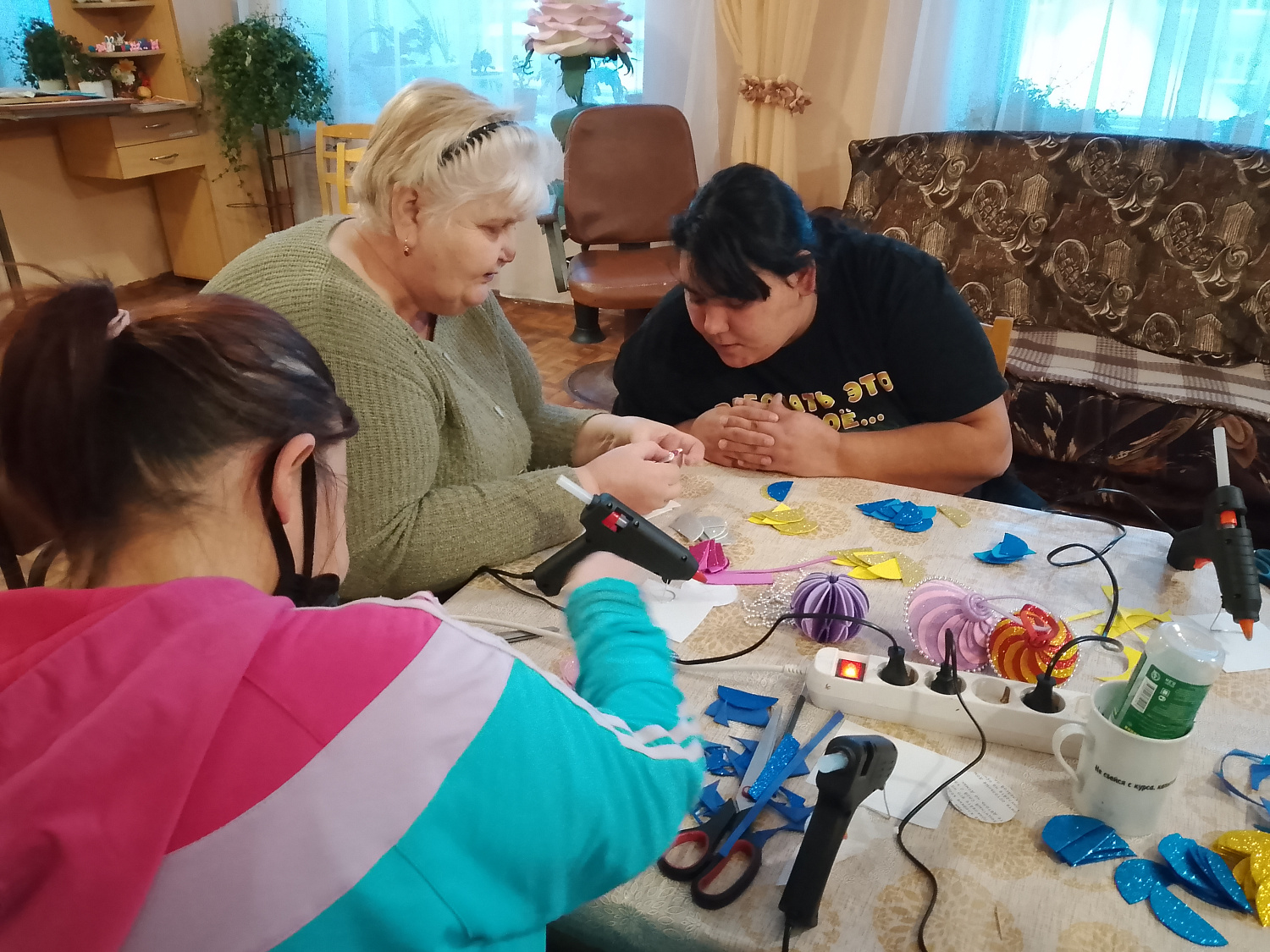 НОВОГОДНИЕ ИГРУШКИ ИЗ ФОАМИРАНА