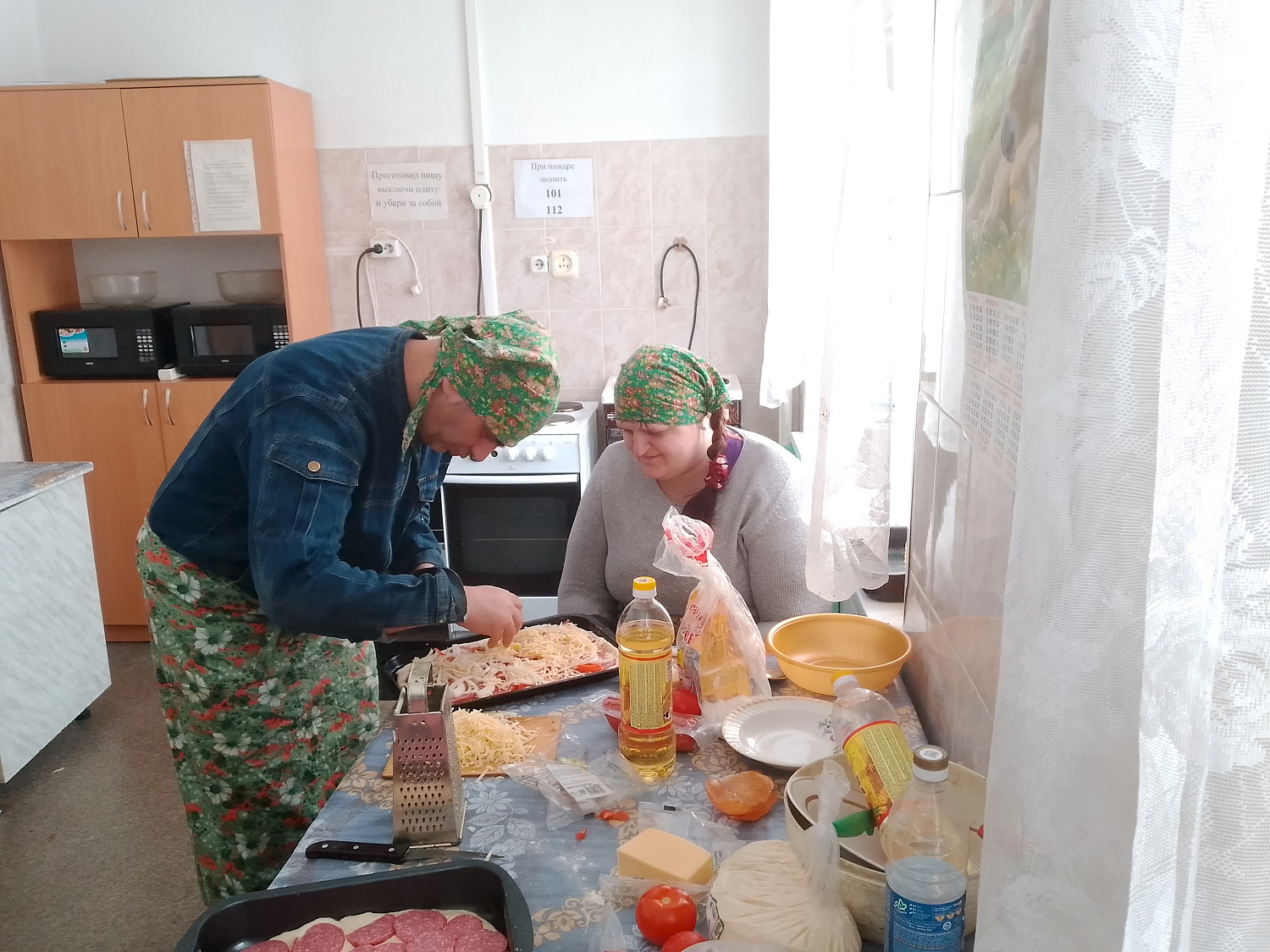 ГОТОВИМ ПИЦЦУ: ШАГ ЗА ШАГОМ
