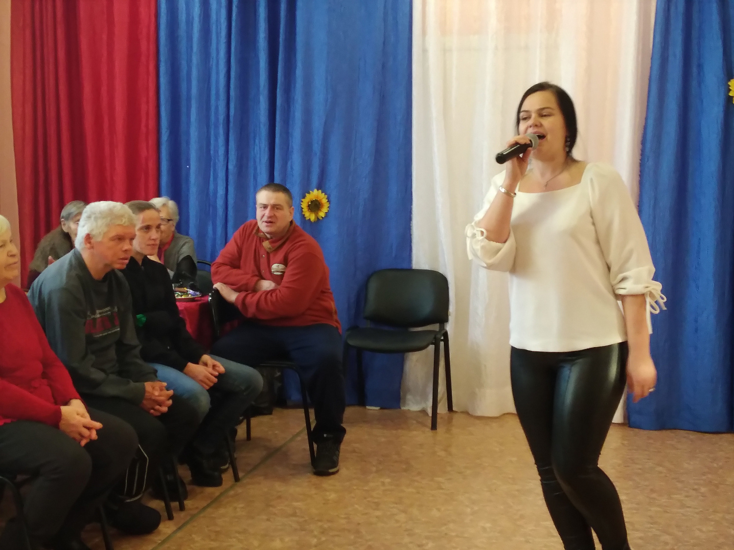 ПРАЗДНИЧНОЕ МЕРОПРИЯТИЕ «ОТ СЕРДЦА К СЕРДЦУ»