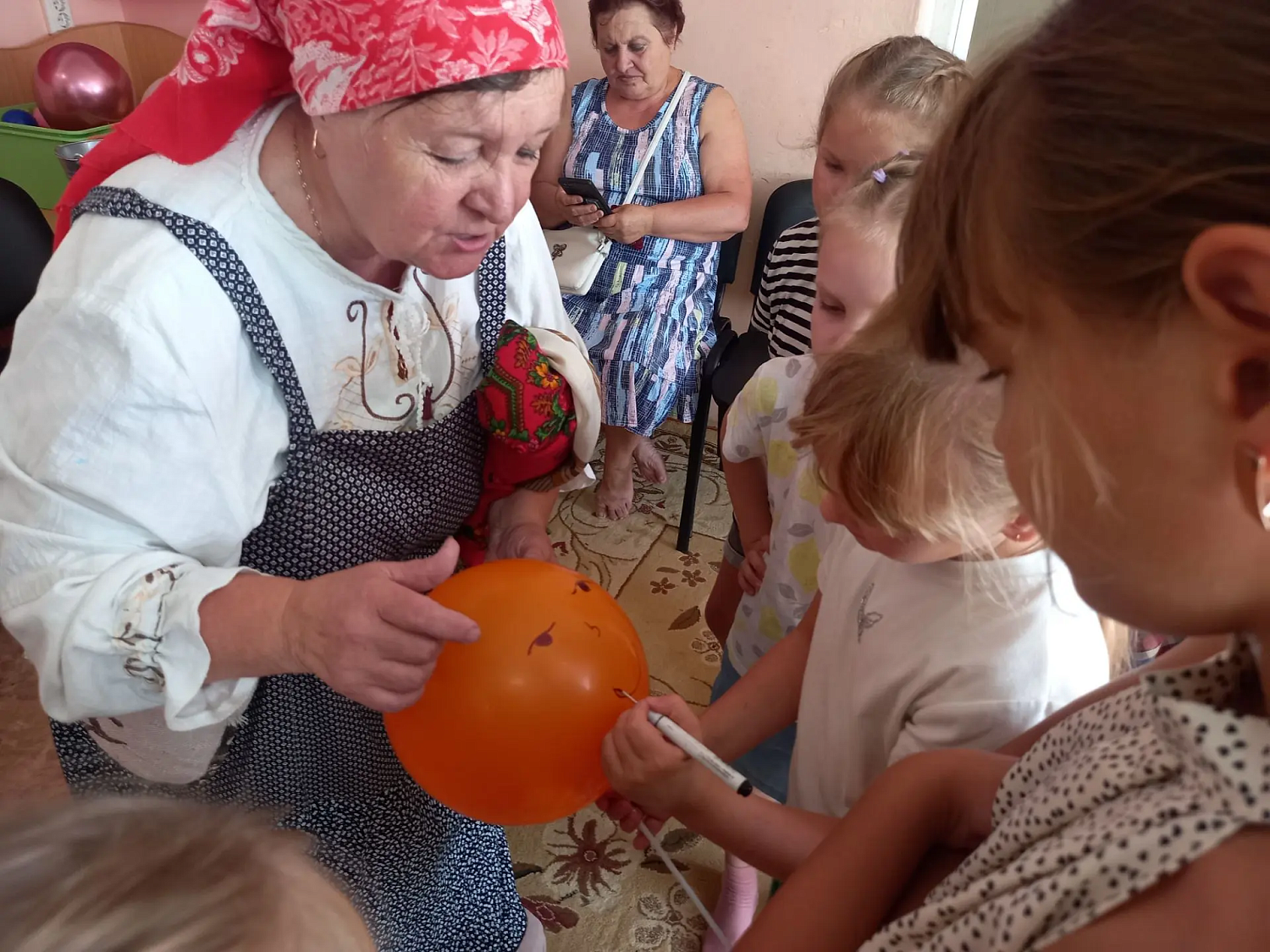 ЧАС СМЕХА И ЗАТЕЙ